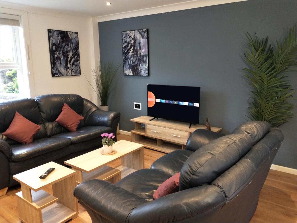 Chipad Duo - Comfy House With Parking And Garden Villa Chichester Bagian luar foto