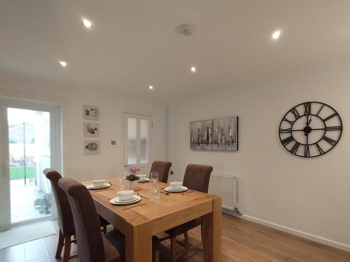 Chipad Duo - Comfy House With Parking And Garden Villa Chichester Bagian luar foto