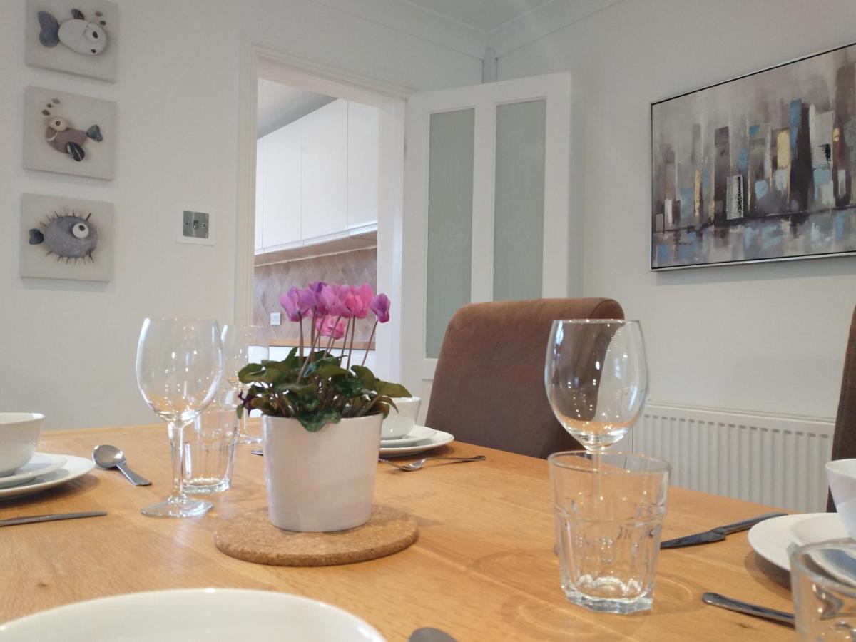 Chipad Duo - Comfy House With Parking And Garden Villa Chichester Bagian luar foto