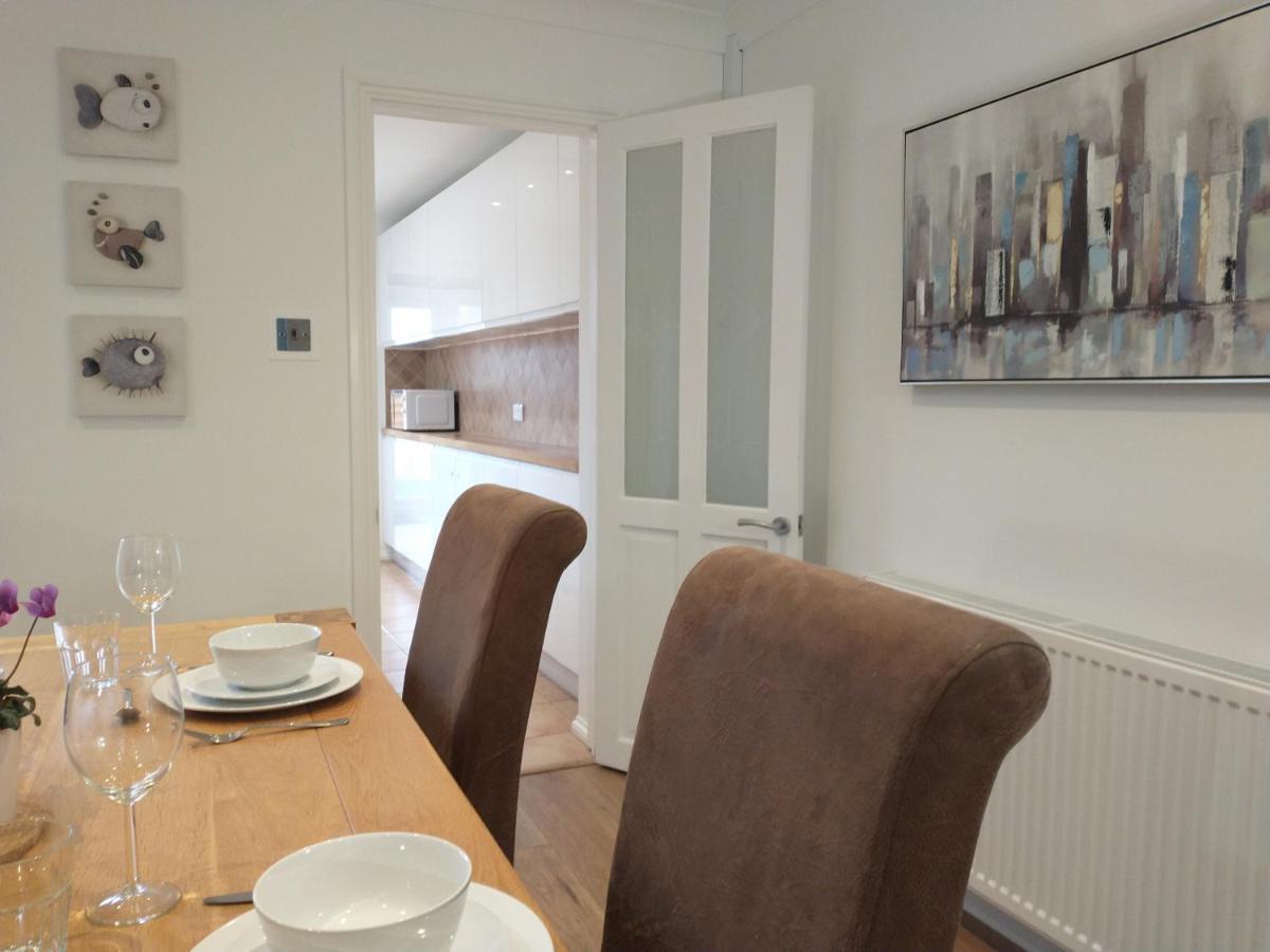 Chipad Duo - Comfy House With Parking And Garden Villa Chichester Bagian luar foto